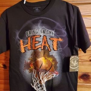 NWT youth large tee